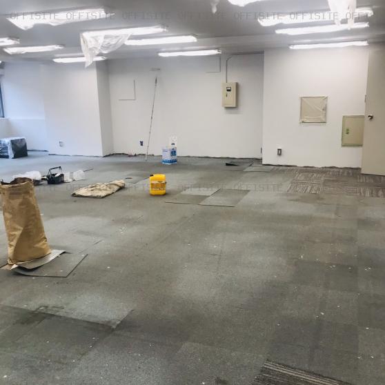 ライオネス浜松町の2階A号室 原状回復工事前室内(2020年2月6日)