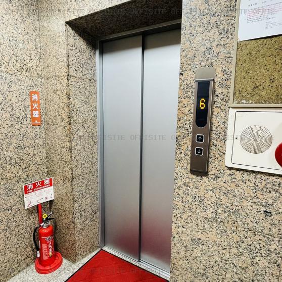 第六川田ビルのエレベーター