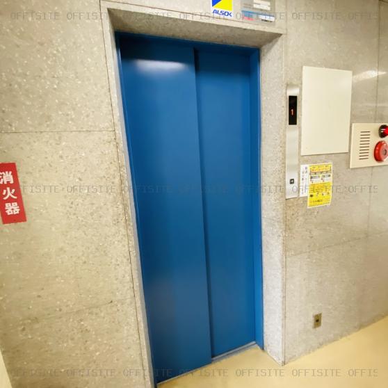 岡本ビルのエレベーター
