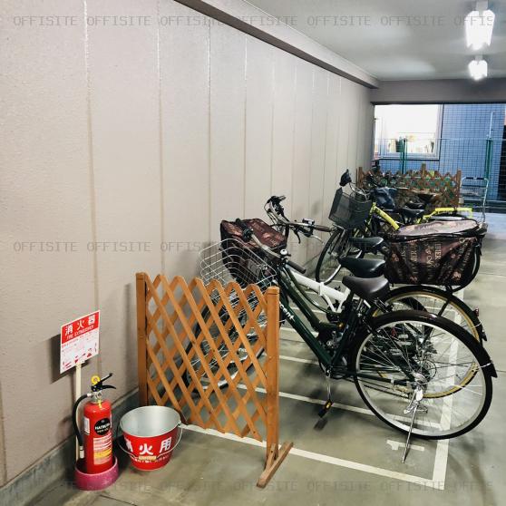 エクセレントプラザ新横浜の駐輪スペース