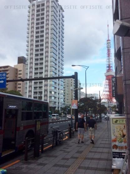 櫻井ビルのビル前面道路