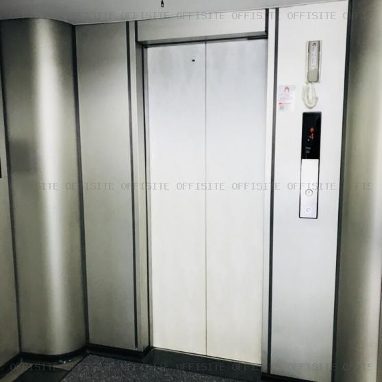 ビリーフ上野のエレベーター