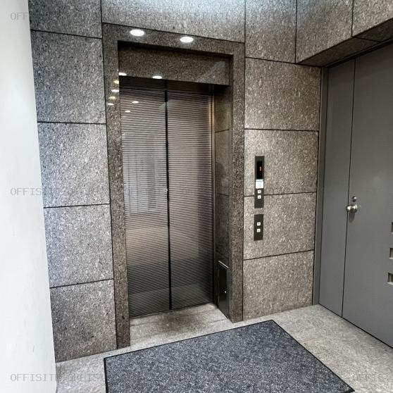 東京堂神保町第３ビルのエレベーター