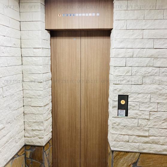九段下ASNビルのエレベーター