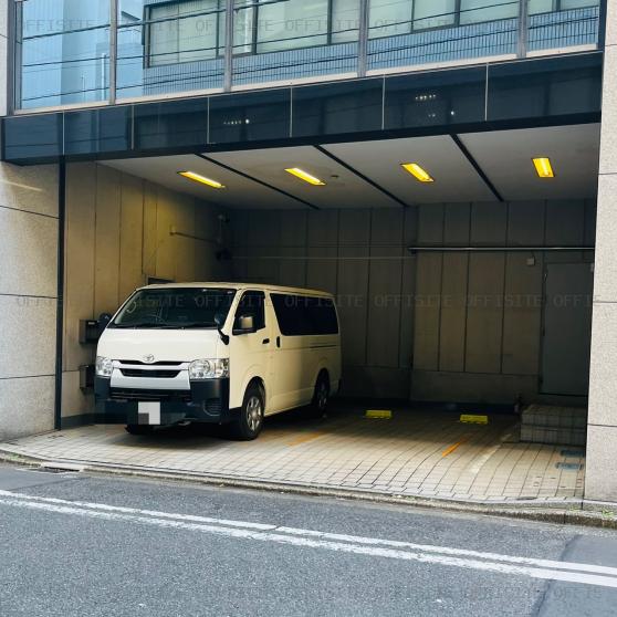 東神田ビルの1階　駐車場