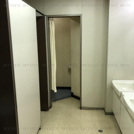 横浜関内ビルのトイレ