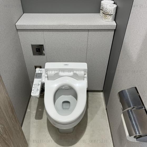 Ｄａｉｗａ笹塚タワーの11階貸室　男子トイレ