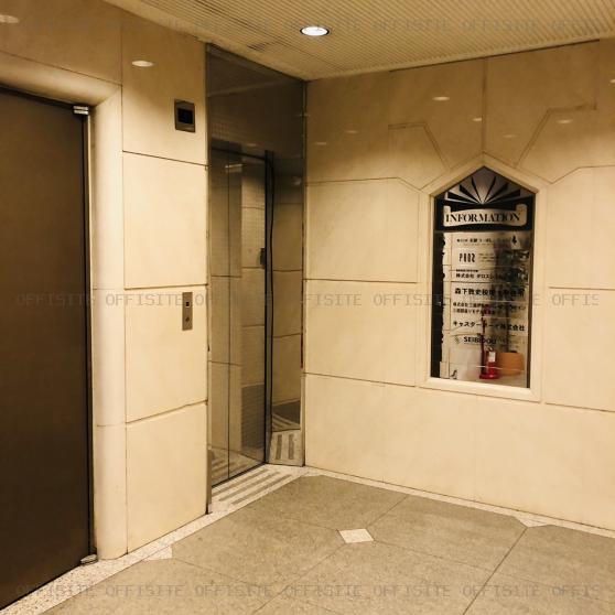 Biz Feel GINZA PARK SIDEのエレベーター
