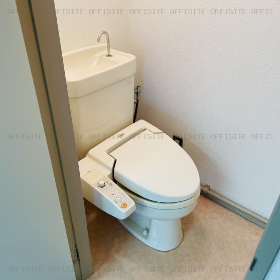 ユタカ産業ビルのトイレ