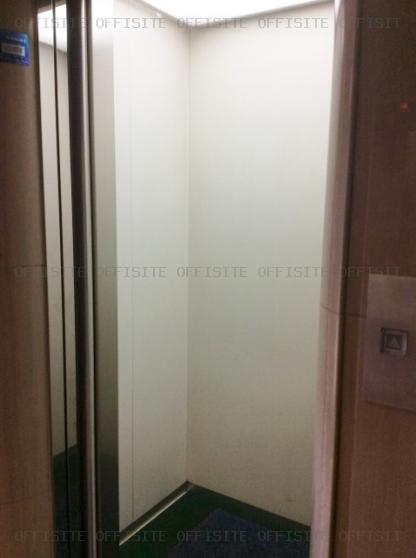 ドーム飯田橋ビルのエレベーター