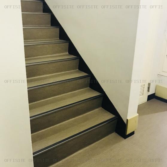 立川ＡＳビルの階段