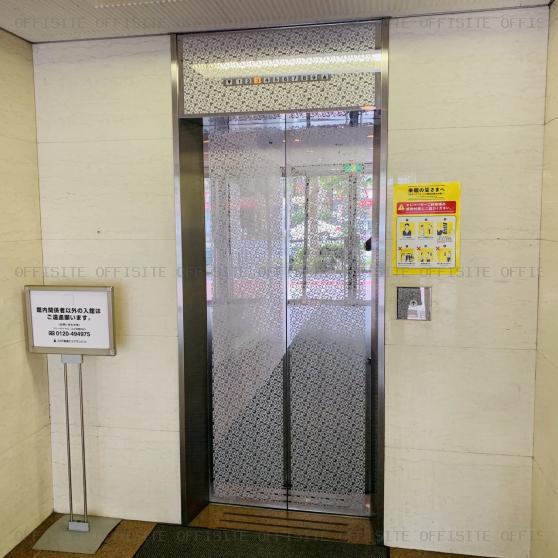 東京海苔会館のエレベーター