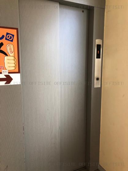斉藤ビルのエレベーター