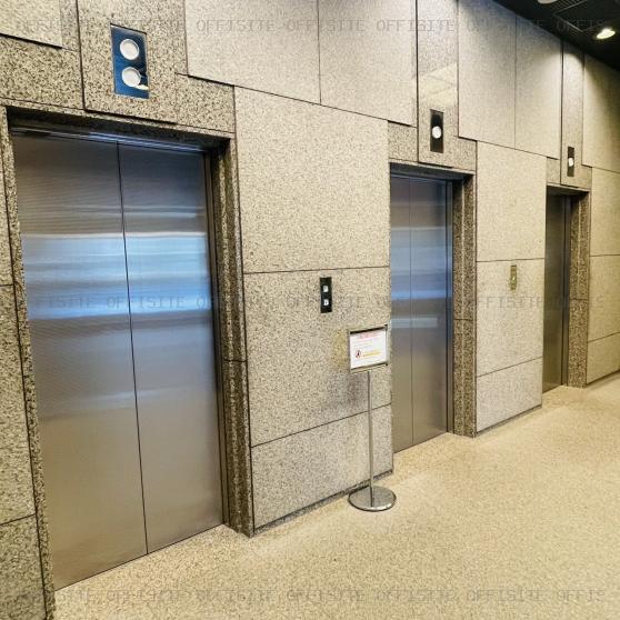 赤坂エイトワンビルのエレベーター