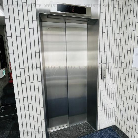 ＧＩＮＺＡ上野ビルのエレベーター