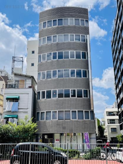 クレス不動産東京根岸ビルの外観