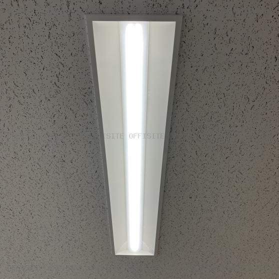 エキスパートオフィス横浜（ＪＰＲ横浜８～９階）の貸室内照明（LED)