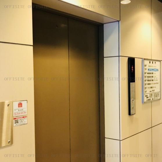 南麻布ビルのエレベーター