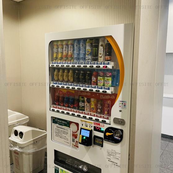 住友不動産三田ツインビル東館の自動販売機