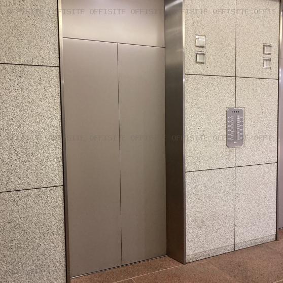 東陽駅前ビルのエレベーター