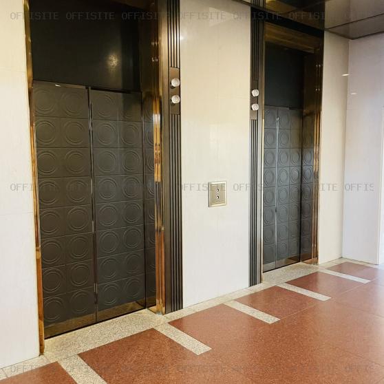 日本プレスセンタービルのエレベーター