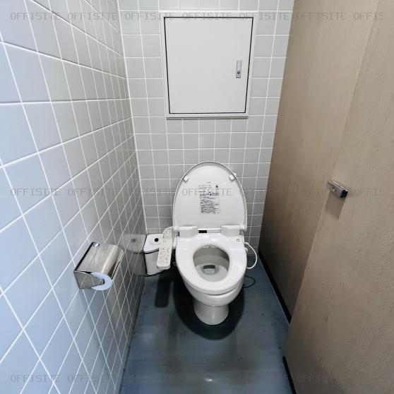 ホーメスト平塚共同ビルのトイレ