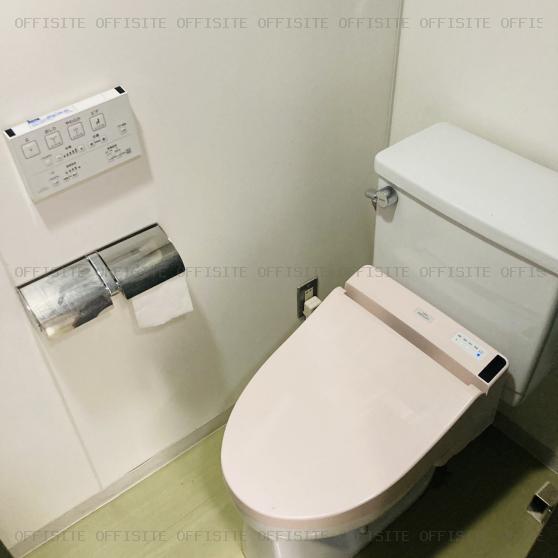 昭和ビル別館の基準階トイレ