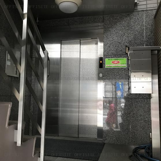 アントリアビルのエレベーター