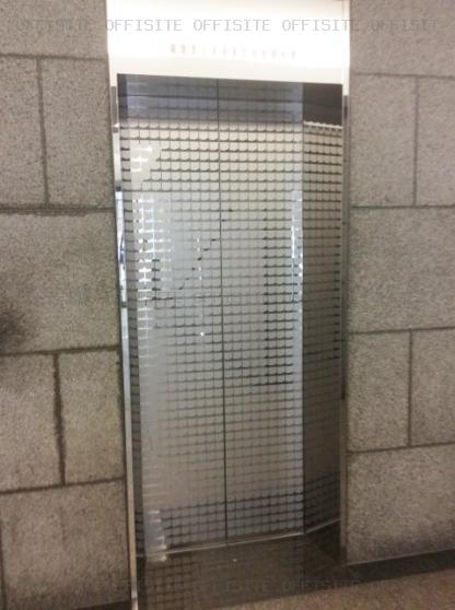 高輪泉岳寺駅前ビルのエレベーター