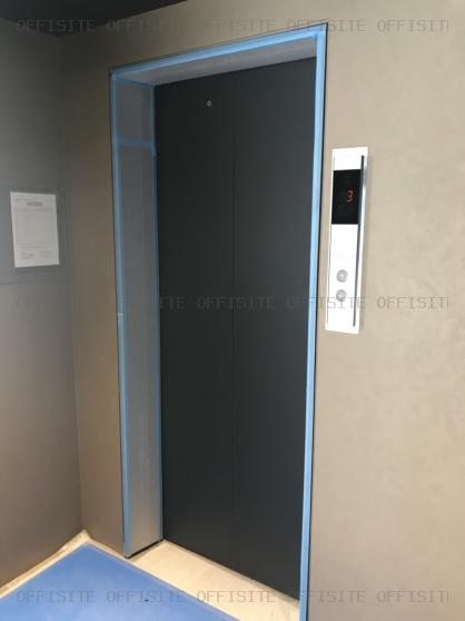クレス不動産神田ビルのエレベーター