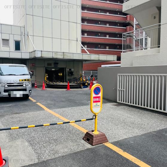日本生命五反田ＮＮビルの機械式駐車場　