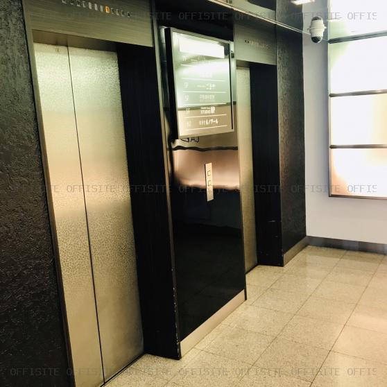 東新宿ビルのエレベーターホール