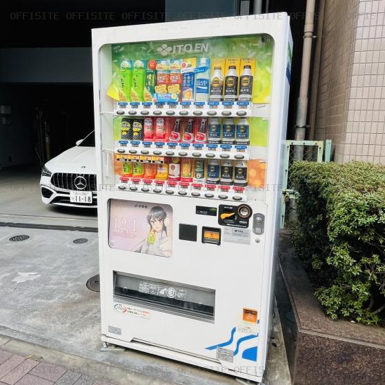 東京大和化成ビルの自動販売機