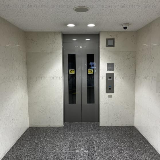 ＥＸＰＲＥＳＳ ＷＯＲＫーＯｆｆｉｃｅ（丸の内中央ビル１１Ｆ）の駅直結エレベーター