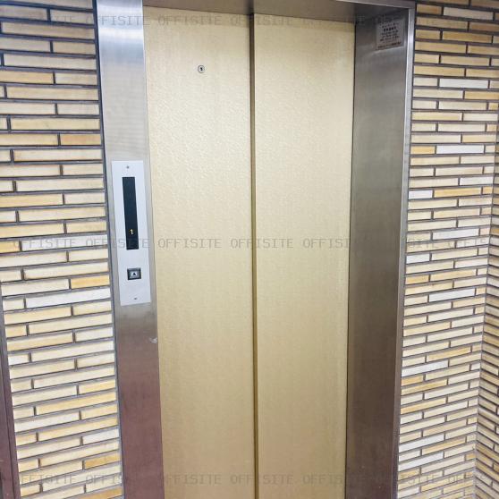 メゾン高田馬場ビルのエレベーター