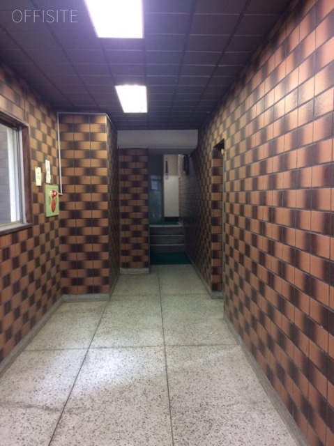 田中電線ビル エントランス