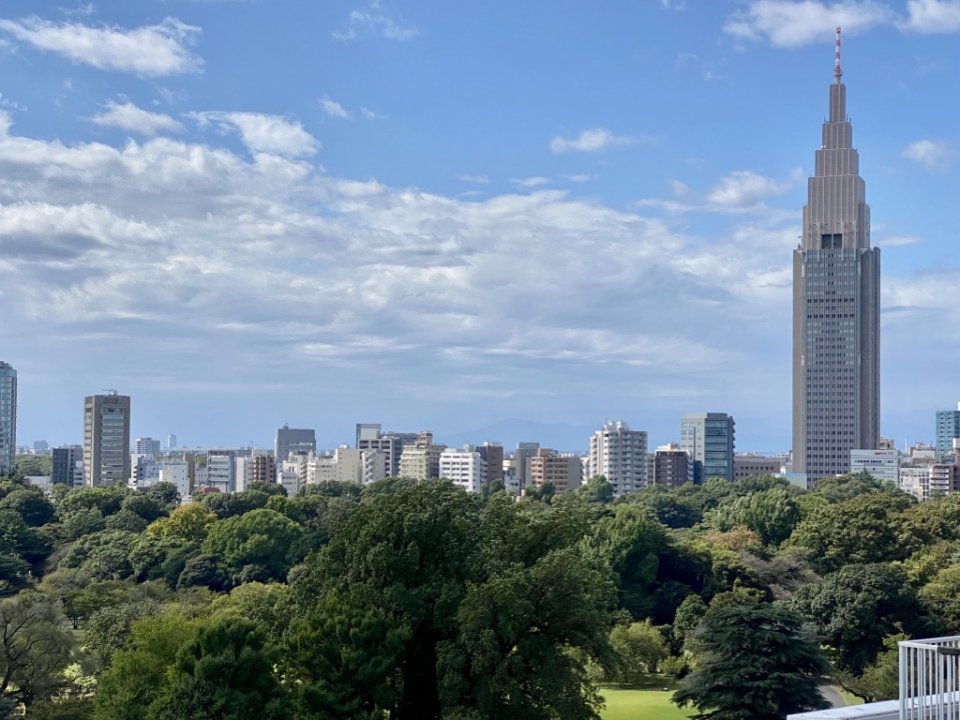 新宿御苑でのお仕事環境を充実させるオフィス紹介