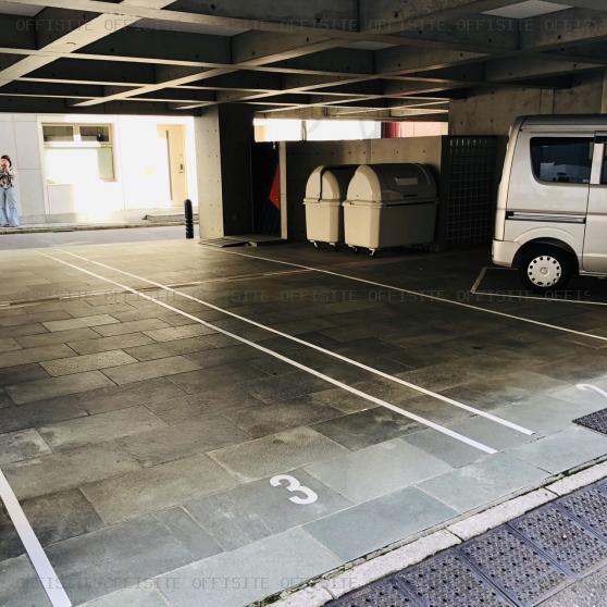 神保町ＹＴビルの駐車場