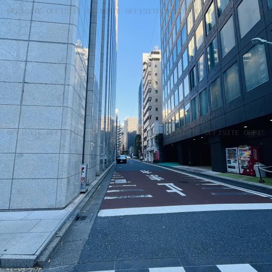 ＭＦＰＲ日本橋本町ビルの側面道路