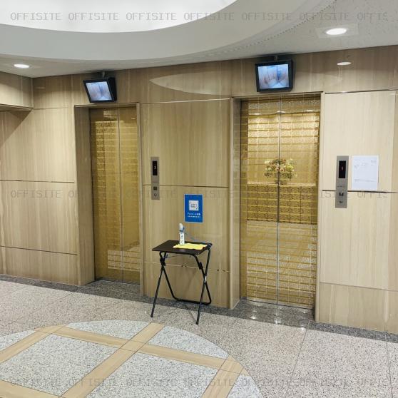 コア京橋ビルのエレベーター