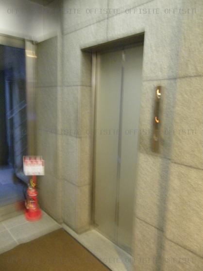 赤坂山田ビルのエレベーター