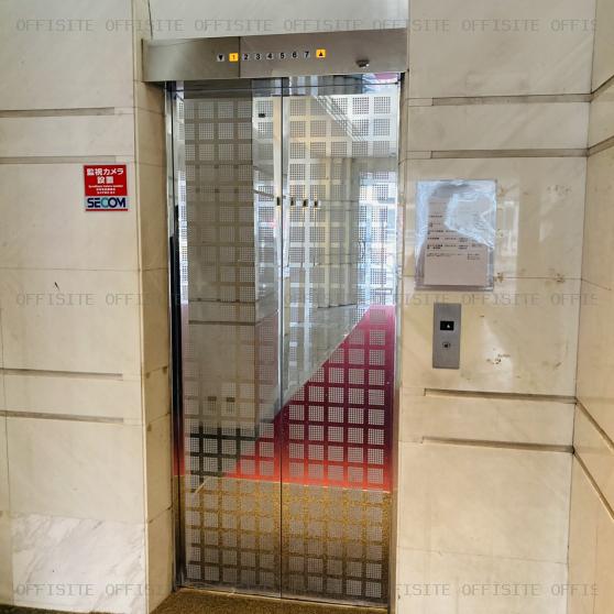 長谷川ビルのエレベーター