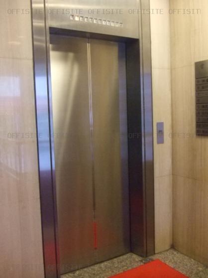 當山（アタリヤマ）ビルのエレベーター