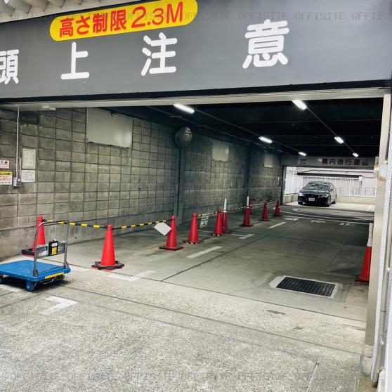 日本生命上野ビルの駐車場