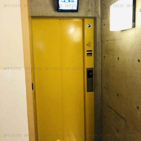 ＦＩＬＭ－１０のエレベーター