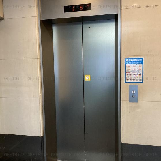 ラウンドクロス赤坂のエレベーター