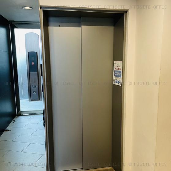 神田クレストビルのエレベーター