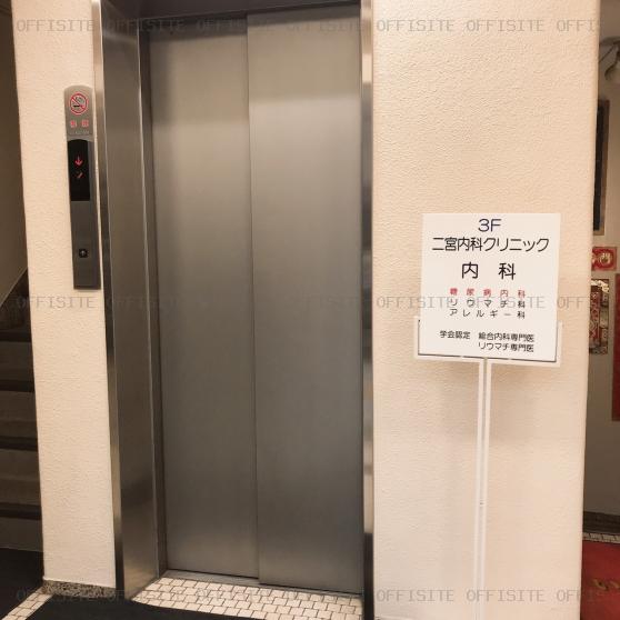 第二大久保ビルのエレベーター