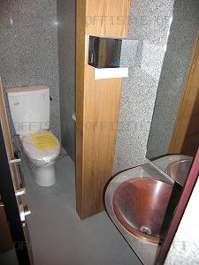 山崎ビルのトイレ