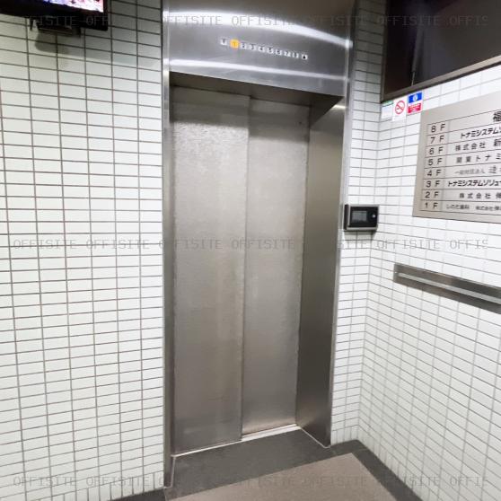 福田ビルのエレベーター
